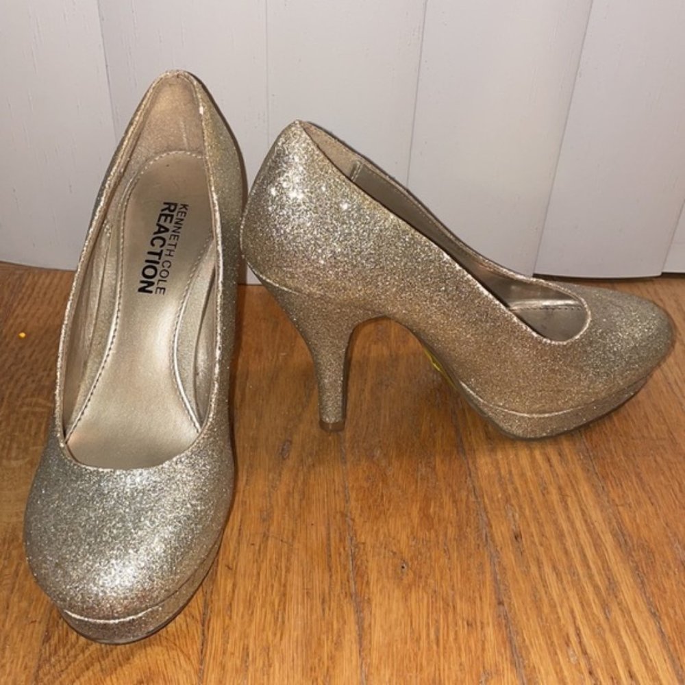 Kenneth Cole Gold Glitter Heels - Picture 5 of 9